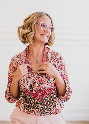 Naturopath Dr. Jenn Calgary